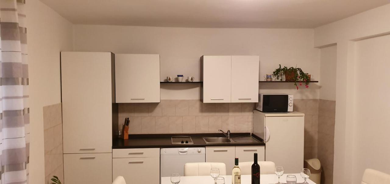 Apartment Put Vidaka Policnik Екстериор снимка